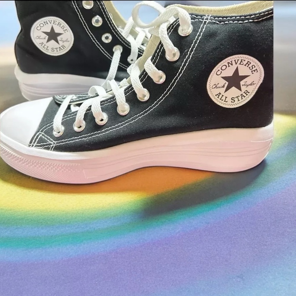 New Edition Converse WomenBlack/White wide sole Woman 10 Men 8